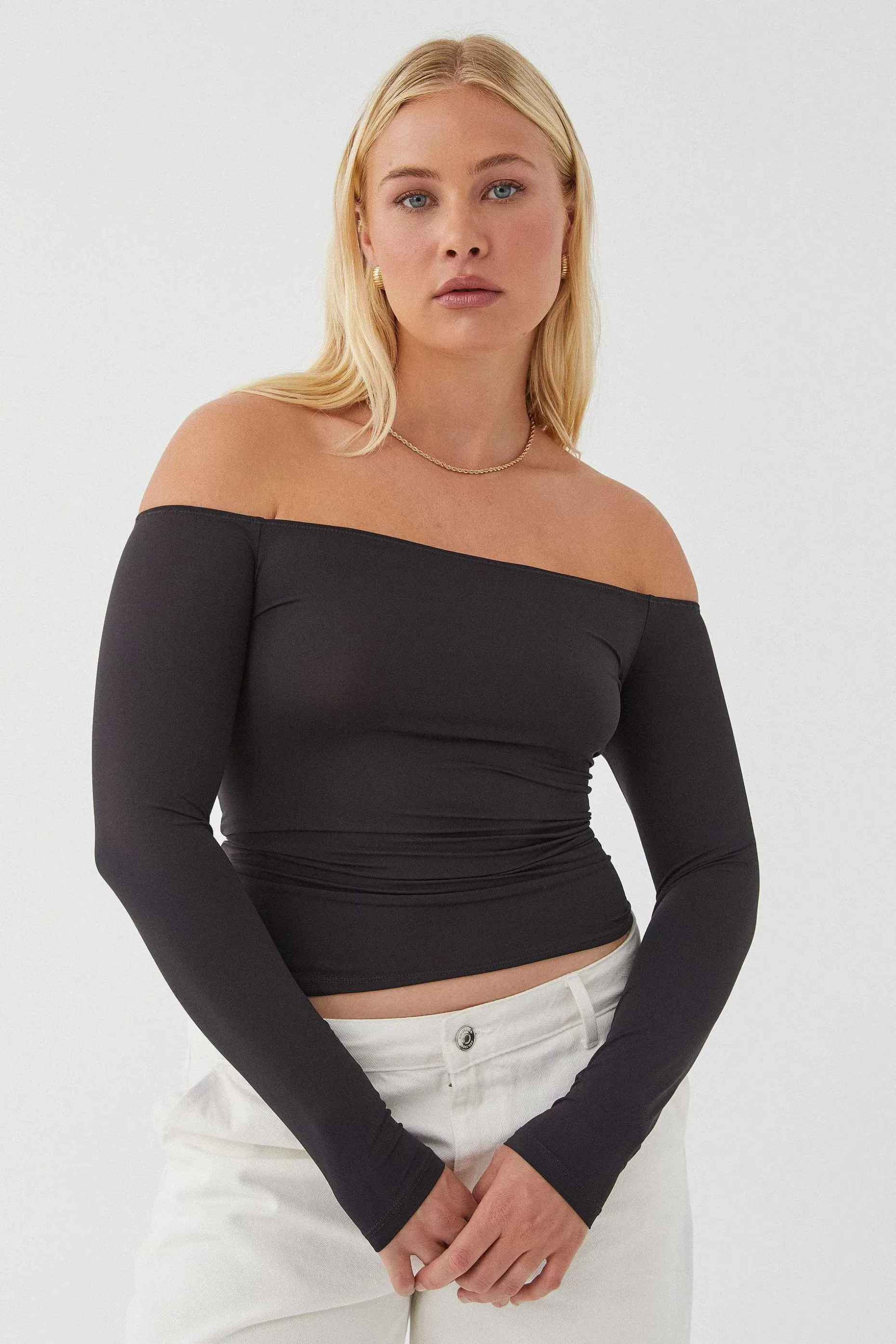 Supre Light Luxe Off Shoulder Top<Women Going Out Tops